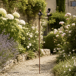 Mobile de jardin deux corbeaux en métal – vue entière