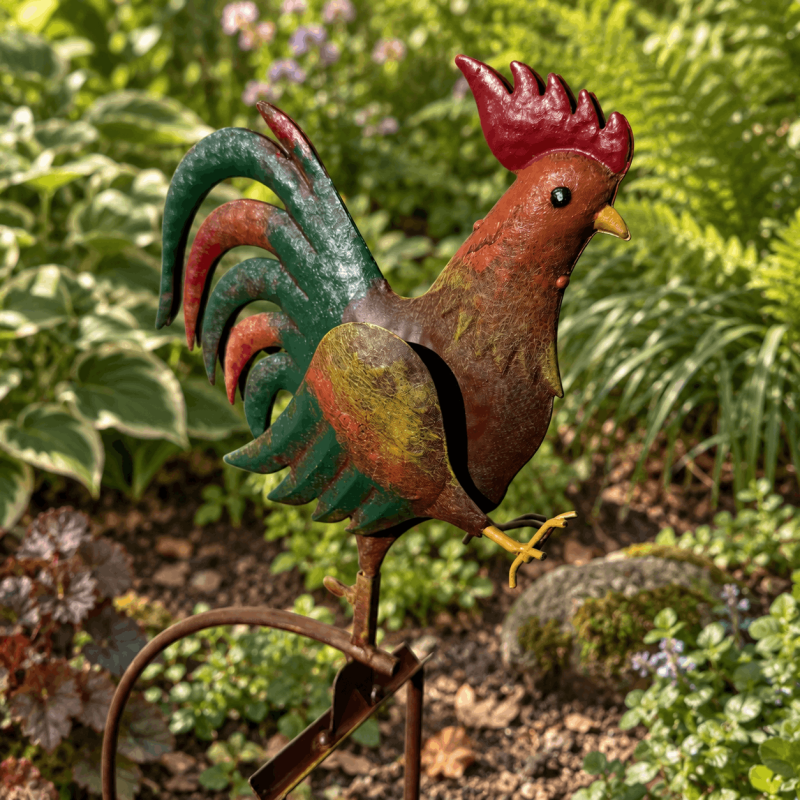 Coq décoratif en métal coloré avec ailes mobiles