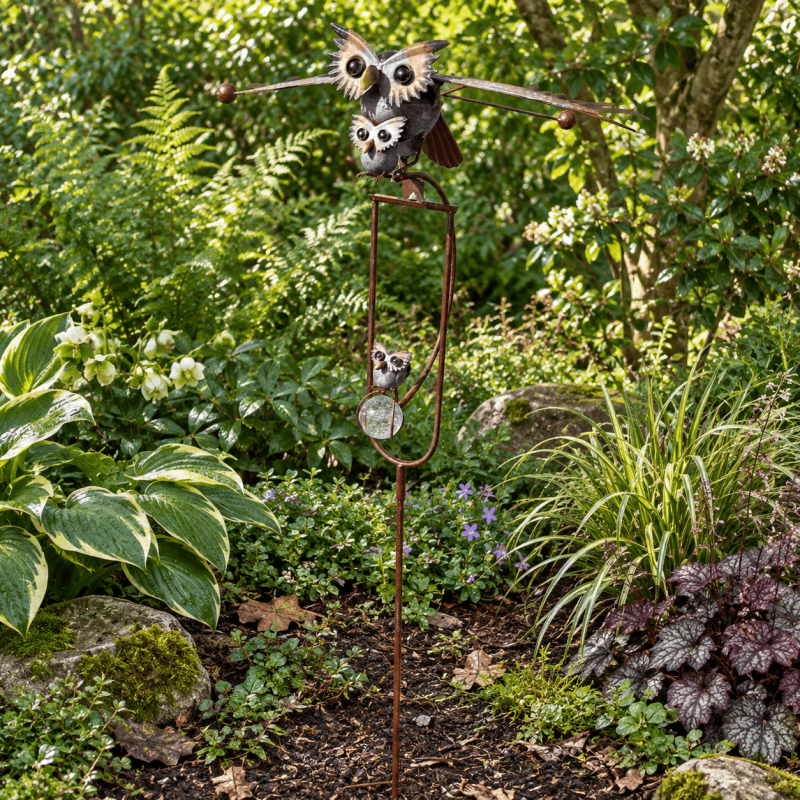 Mobile de jardin chouette et ses deux bébés à ailes mobiles H 126 cm