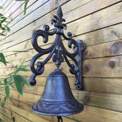 Cloche de porte-jardin-portail arabesque et fleur de lys en fonte