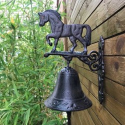 cloche de porte en fonte cheval