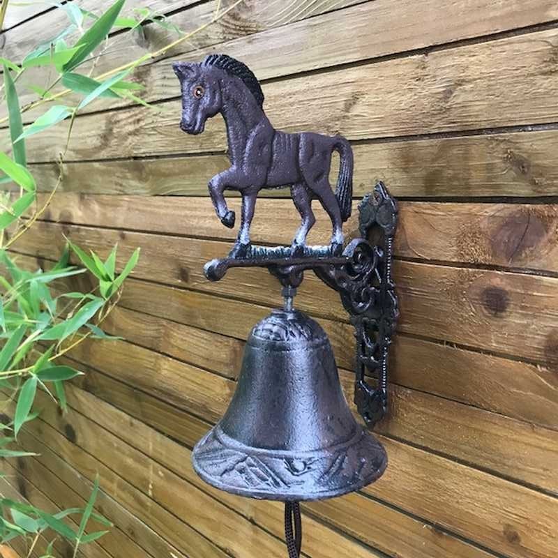 Sonnette cloche d entrée fonte motif cheval 18,90 € LEZARD DU JARDIN