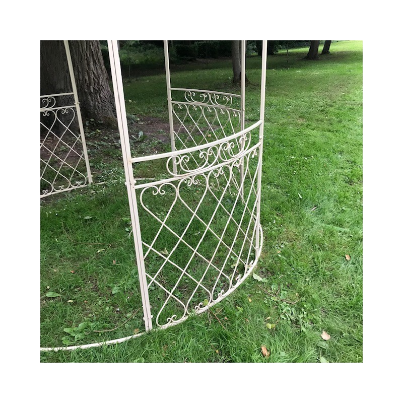 Gloriette kiosque pergolas belvédère de jardin fer vanille vue de détail