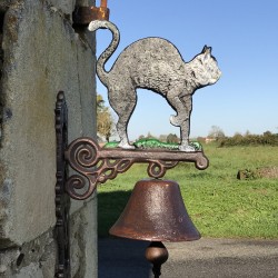 Grande Cloche De Porte Fonte H 45cm motif Chat noir 54,90 € LEZARD DU JARDIN