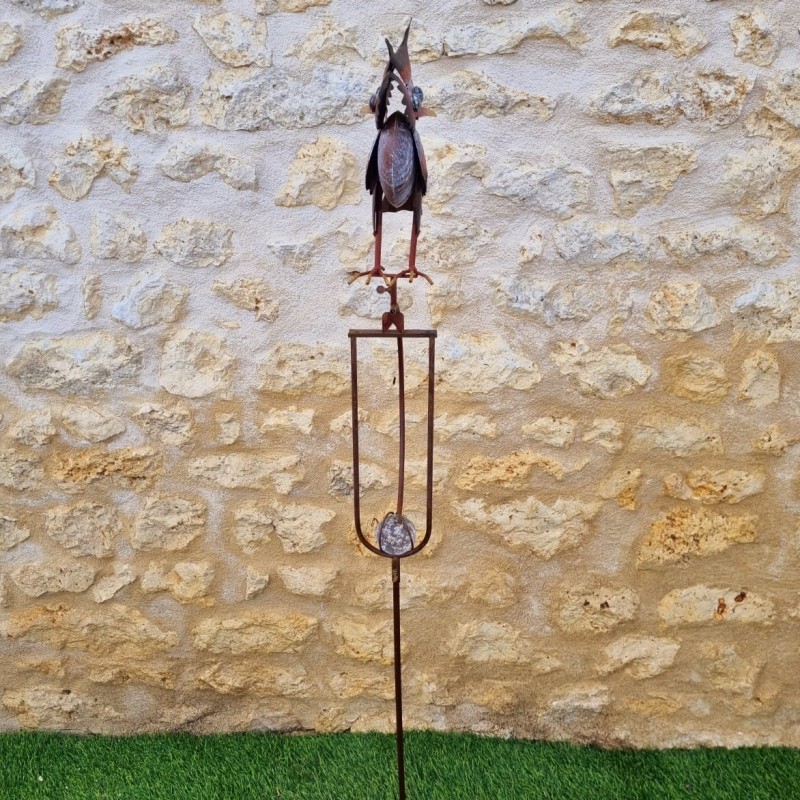 Balancier décoratif de jardin en fer motif chouette coloré vue de coté 