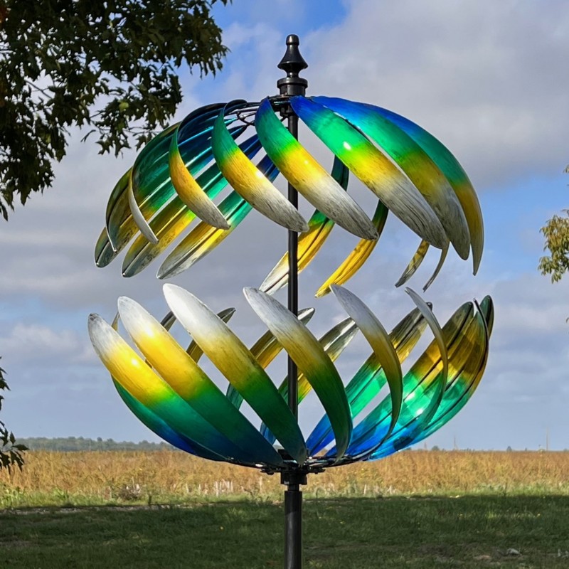 Eolienne de jardin et girouette décorative