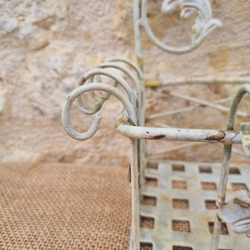  Porte plante mural beige aspect ancien 24,90 € LEZARD DU JARDIN