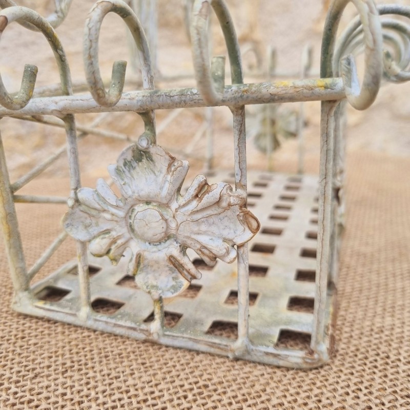  Porte plante mural beige aspect ancien 24,90 € LEZARD DU JARDIN