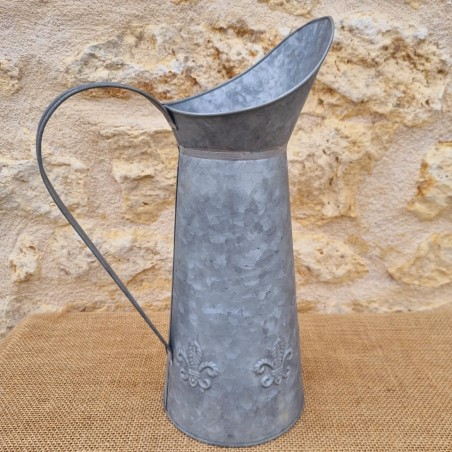 Broc décoratif style ancien gris fleur de lys