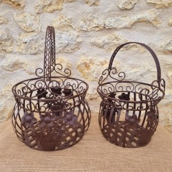 Panier en fer marron