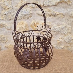 Panier en fer marron