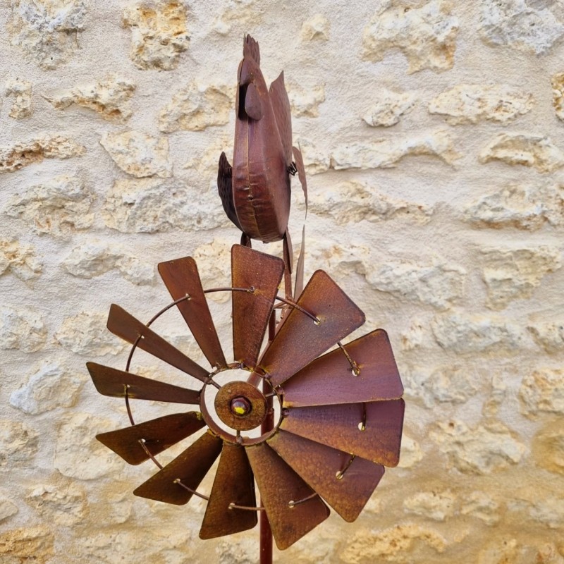 Pic, éolienne de jardin en fer motif coq aspect rouille 54,90 € LEZARD DU JARDIN
