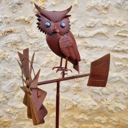 Pic, éolienne de jardin en fer motif chouette aspect rouille 54,90 € LEZARD DU JARDIN