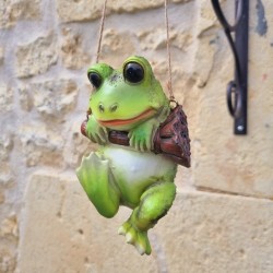 Grenouille en résine suspendue