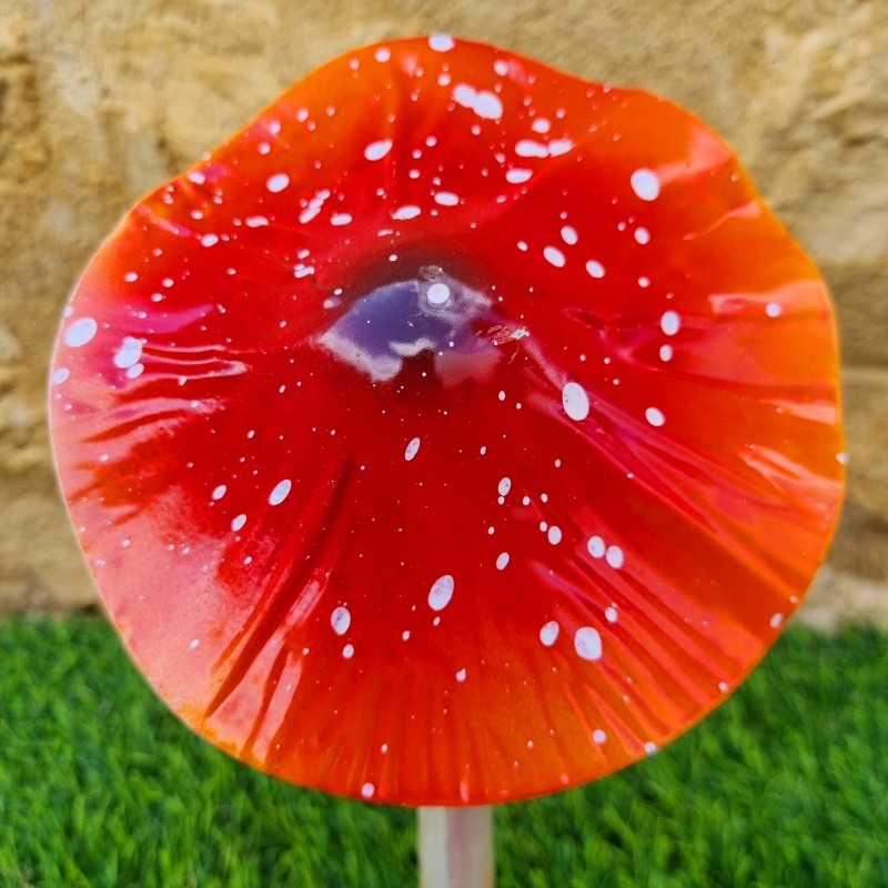  Champignon en fer à planter rouge a poids 14,90 € LEZARD DU JARDIN