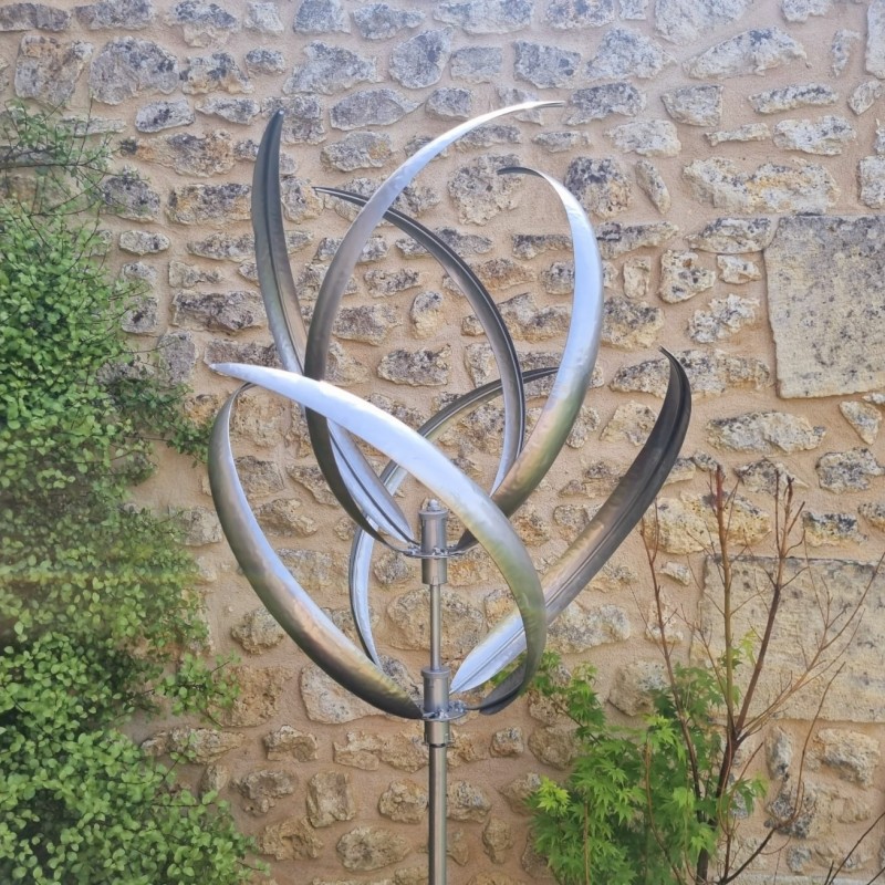 Éolienne décorative Oléron | Un moulin à vent design pour votre jardin