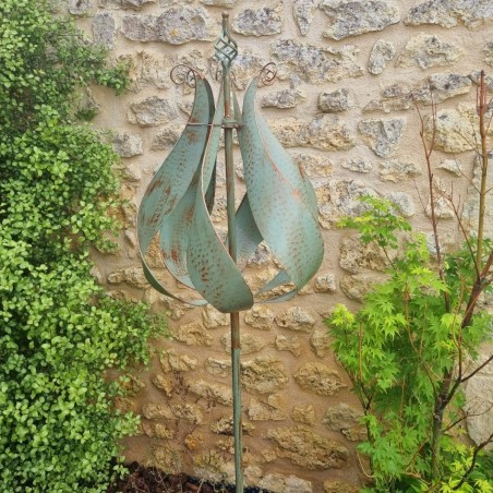 Éolienne décorative de jardin en fer forme tulipe modèle CHEVERNY 149,00 € LEZARD DU JARDIN