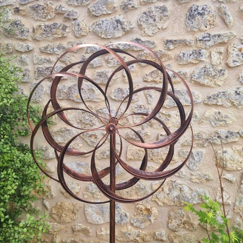 Éolienne décorative Modèle Chinon | Moulin à vent de jardin en métal  patiné cuivre
