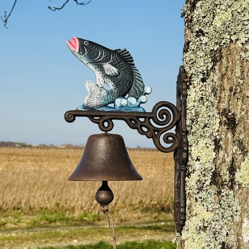 Cloche murale en fonte avec motif de poisson vue de côté