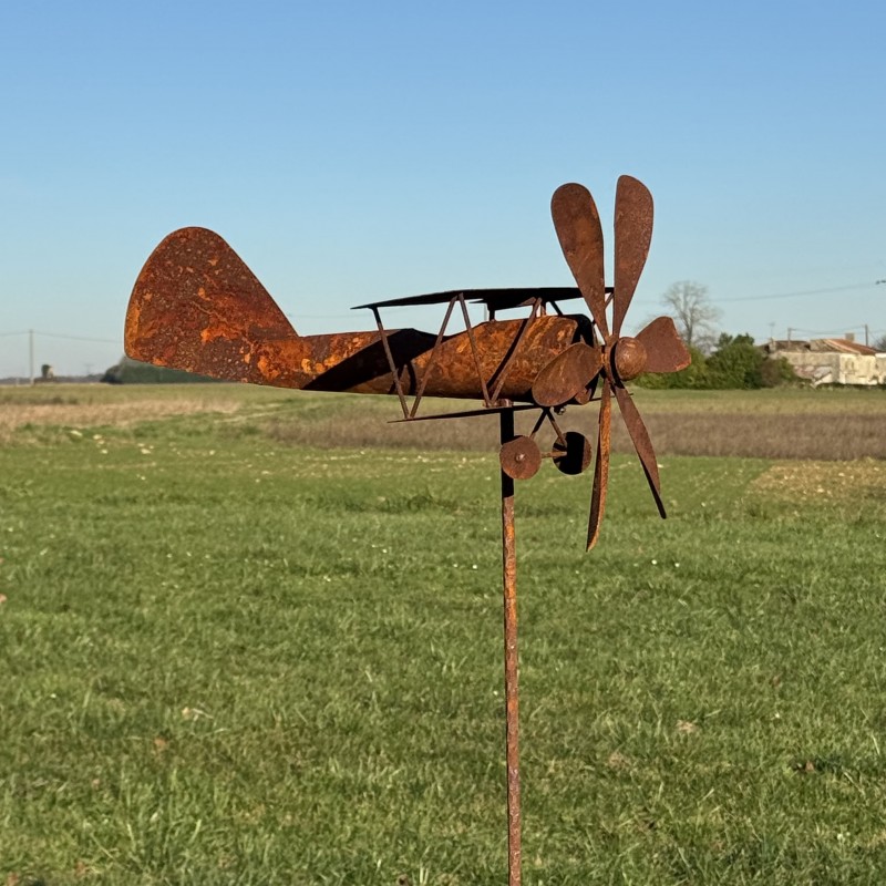 Avion éolienne décorative en métal rouillé – Une touche vintage pour vos extérieurs
