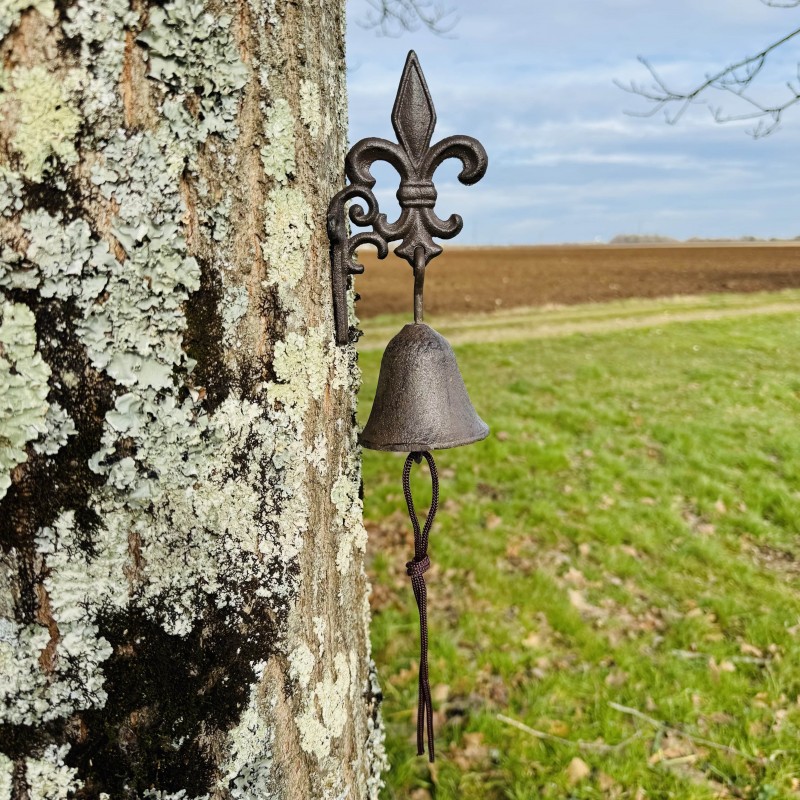 Cloche murale en fonte avec fleur de lys | Décoration extérieure élégante
