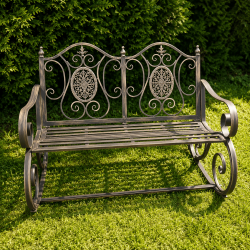 Rocking-chair de jardin en métal marron patiné avec médaillons en fonte