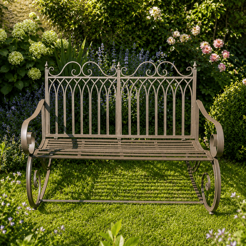 Banc à bascule de jardin en métal patiné brun ancien