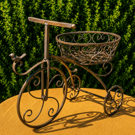 Porte-plante tricycle en métal
