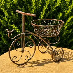 Porte-plante tricycle en métal - vue de 3/4