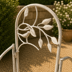 Porte-plante 6 pots en métal gris patiné ancien- vue des ornements