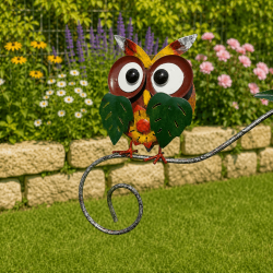 Mobile de jardin chouette- vue d'une chouette