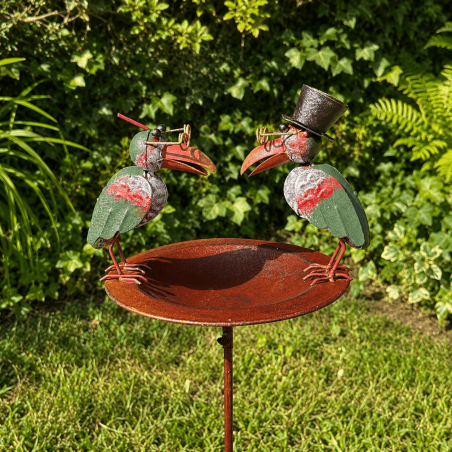 Mangeoire oiseaux corbeaux