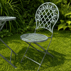 on de jardin bistro 2 places- vue d'une chaise
