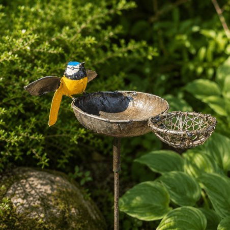 Abreuvoir à oiseaux à piquer