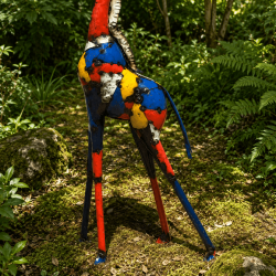 Statue de girafe- vue du bas