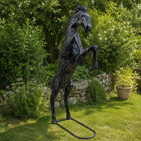 Sculpture cheval cabré géant en métal