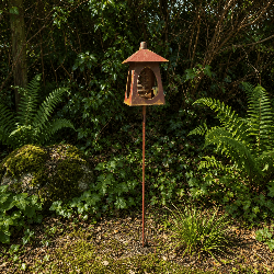 Mangeoire à oiseaux sur pic façon lanterne