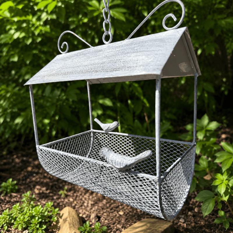 Mangeoire en métal avec deux oiseaux décoratifs
